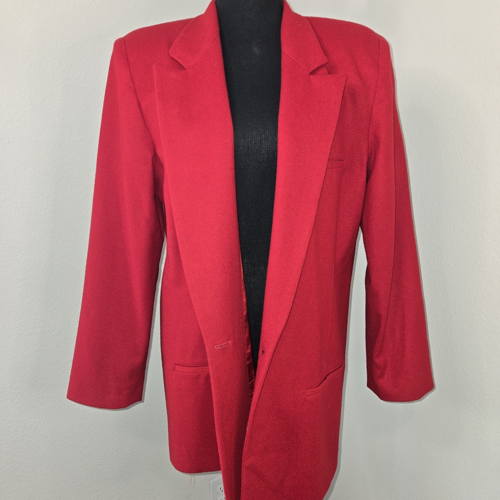 Chic Red Women's Blazer